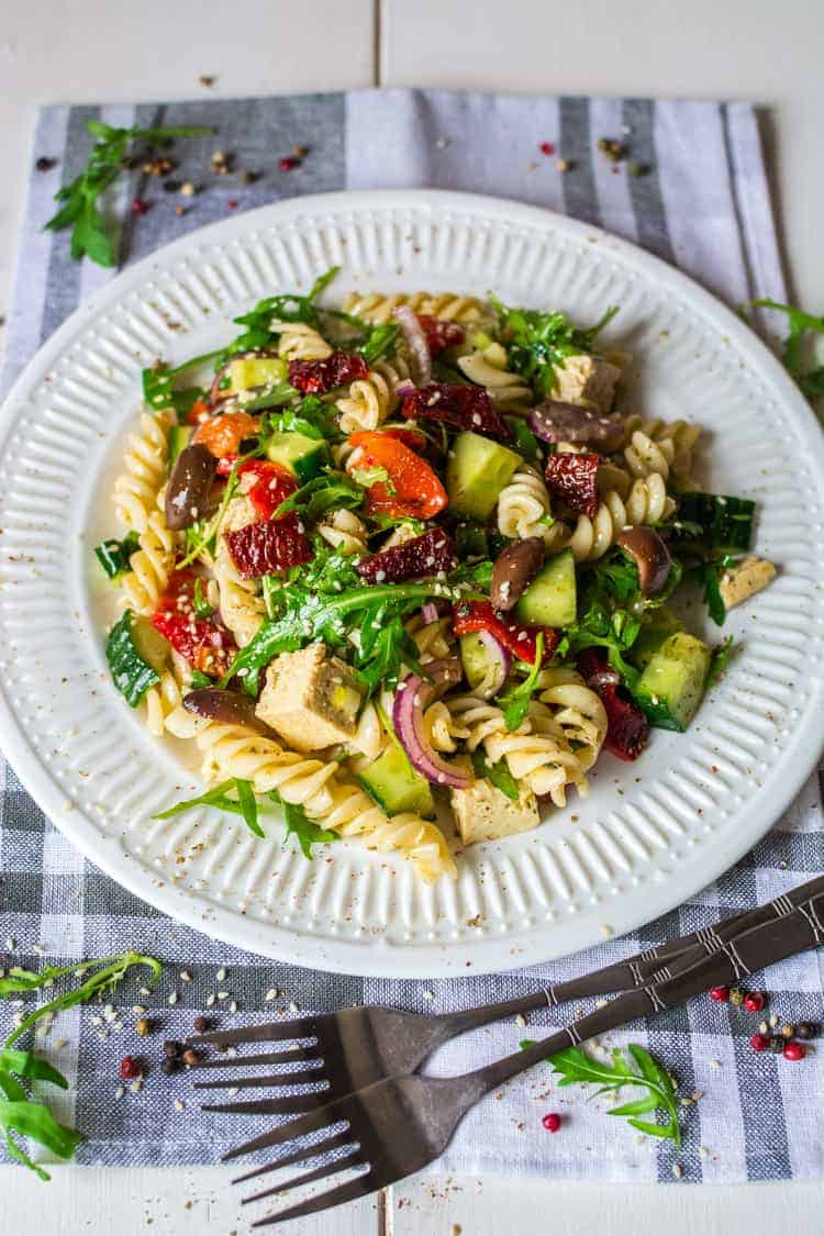 How to Make Mediterranean Pasta Salad
