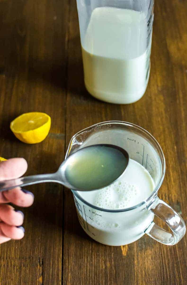 DIY Buttermilk with Lemon DIY Buttermilk with Lemon