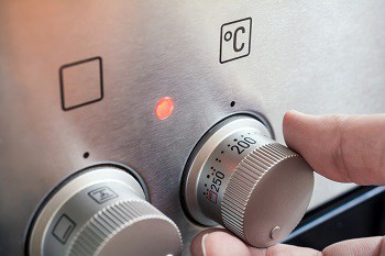 Vertical Rotisserie Oven Heating Control Vertical Rotisserie Oven Heating Control